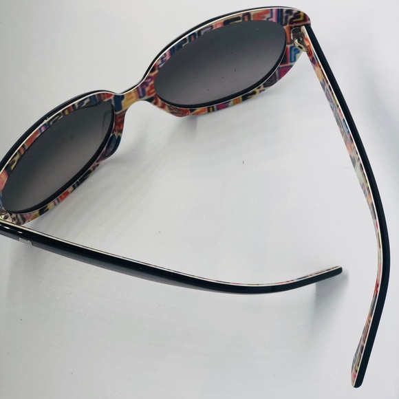Fendi Sunglasses - Picture 2 of 8